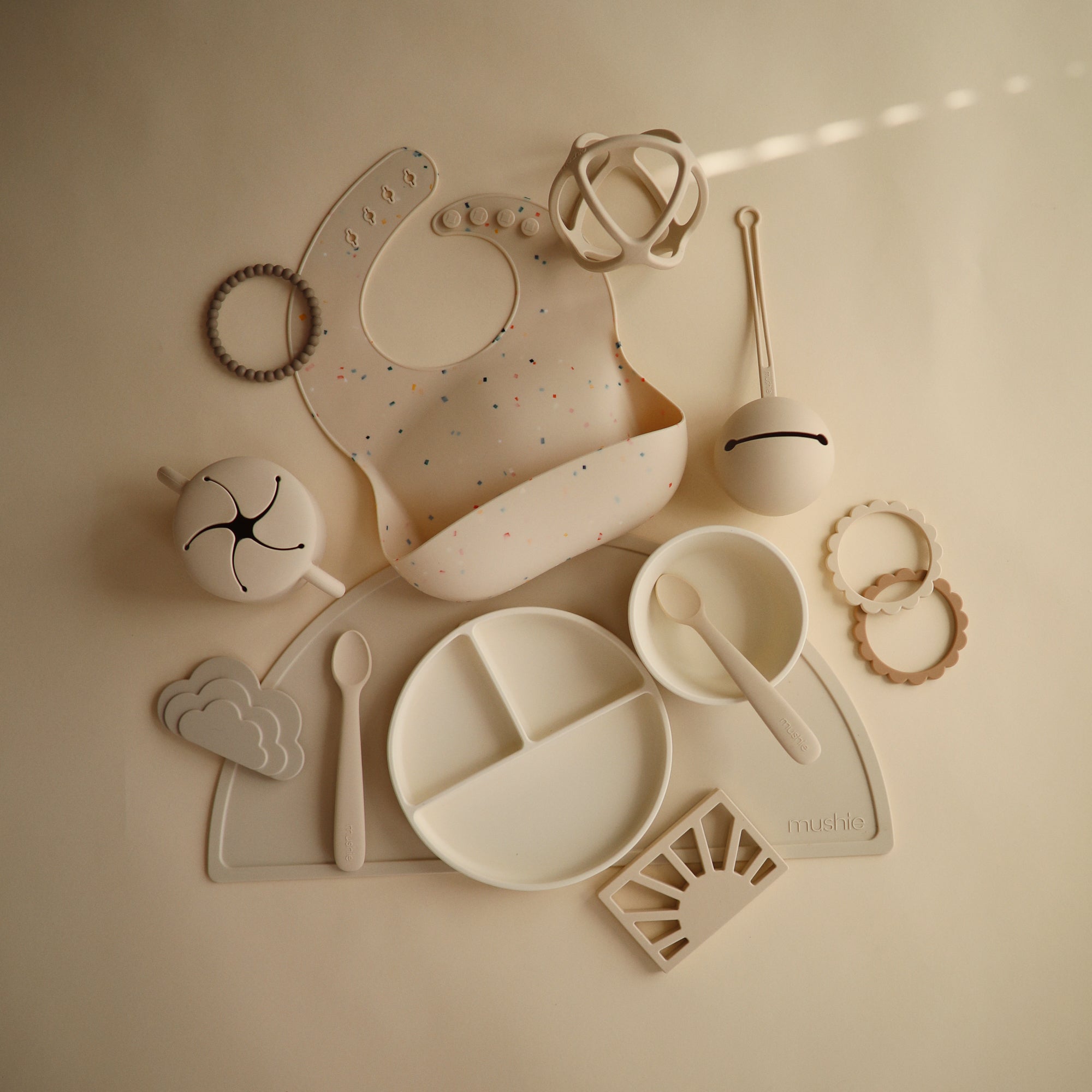 Silicone Baby Bib mushie