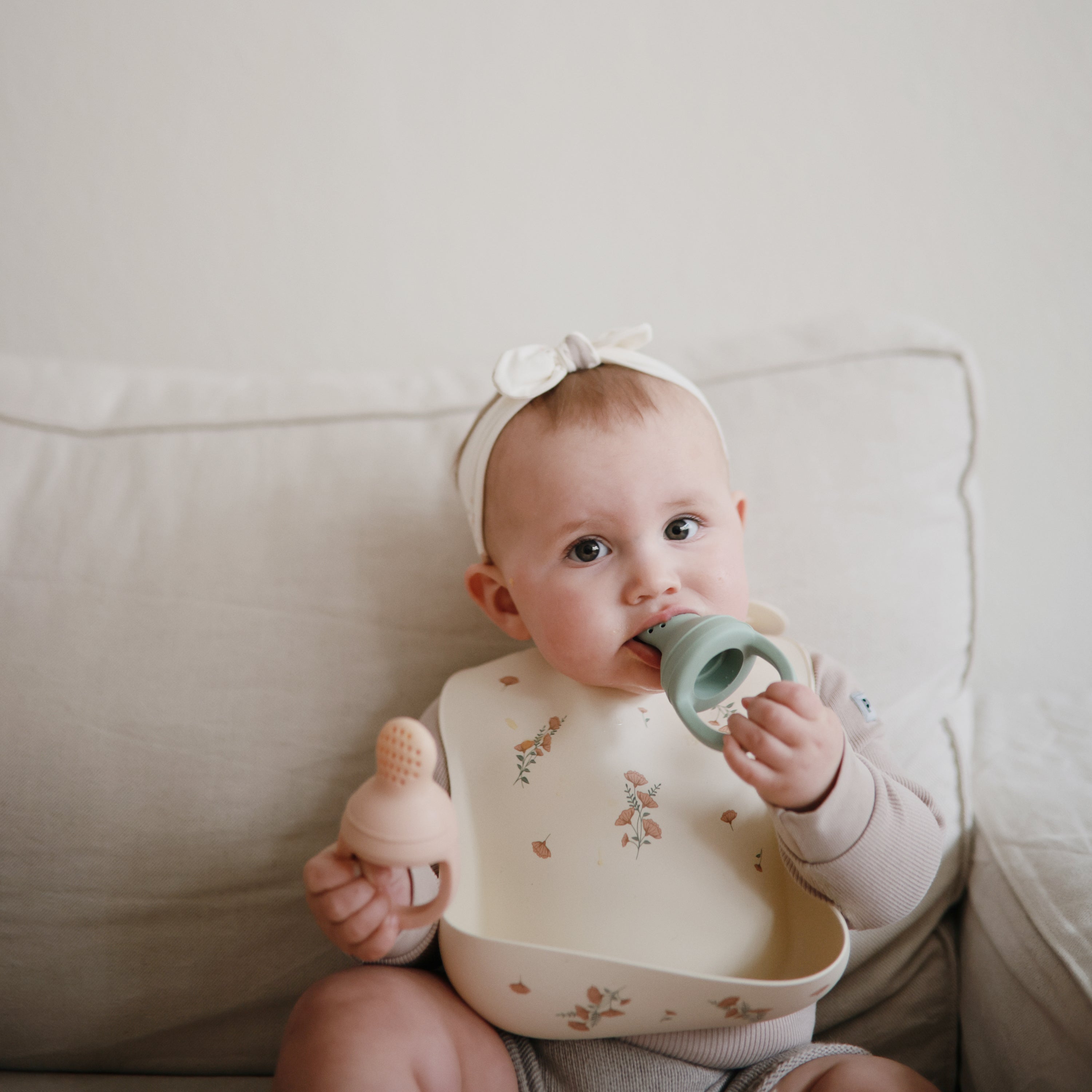 Silicone Baby Bib mushie