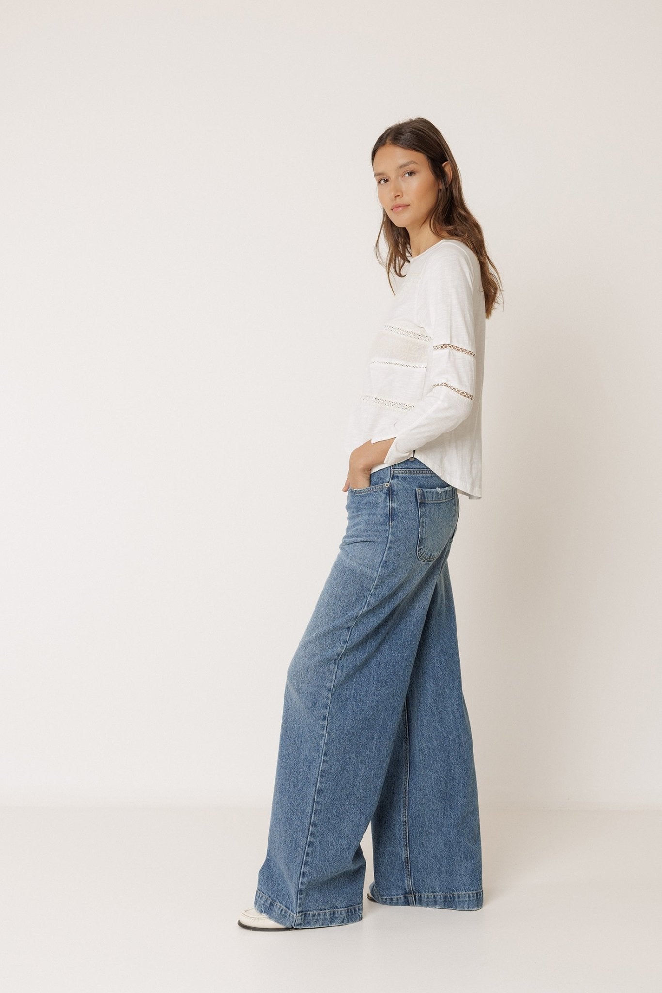Indi & Cold Romantic Combination Tee – Ecru INDI&COLD