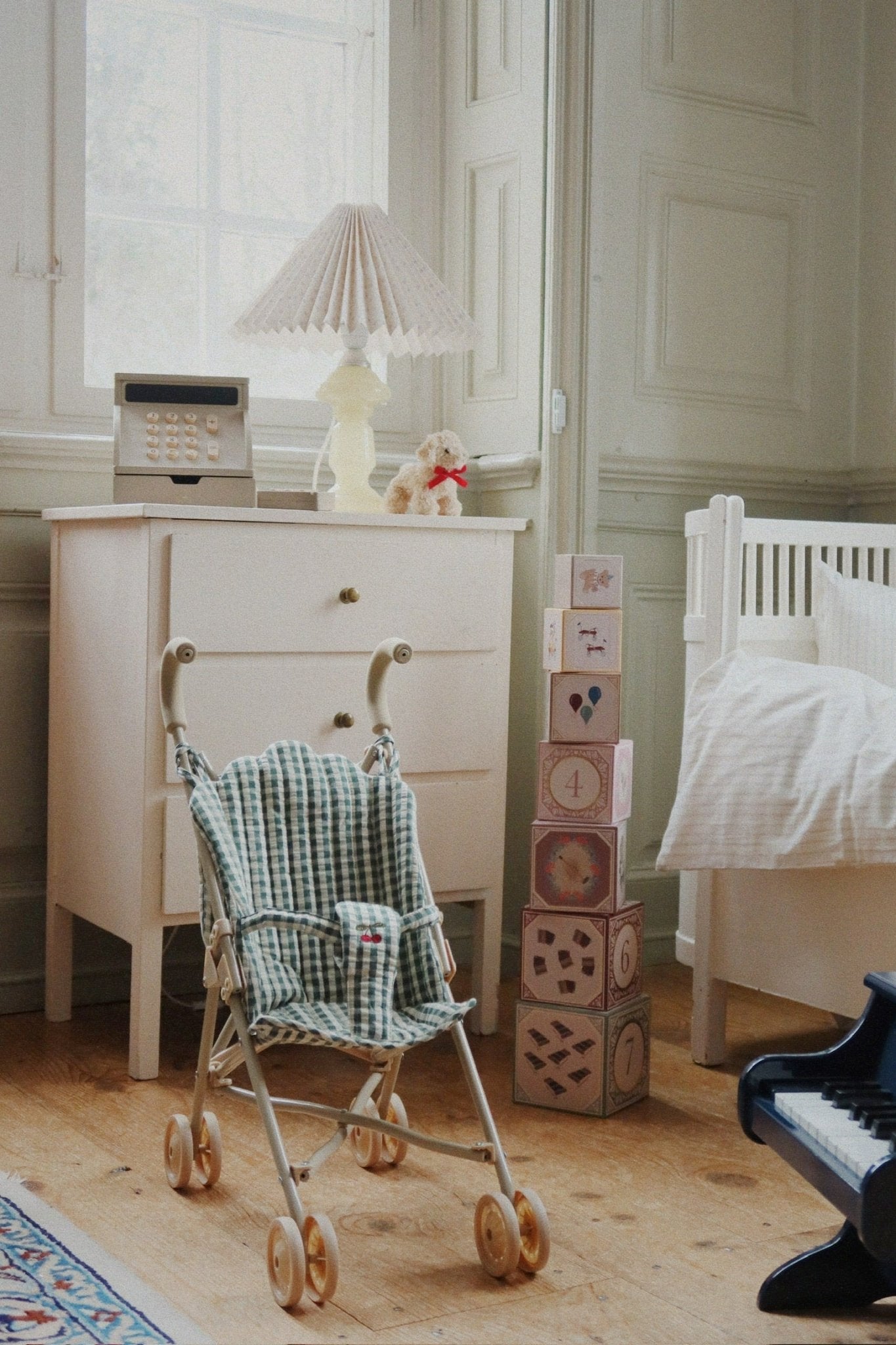 Konges Sløjd CHEEKY DOLL STROLLER - smoke pine check Konges Sløjd New Collection