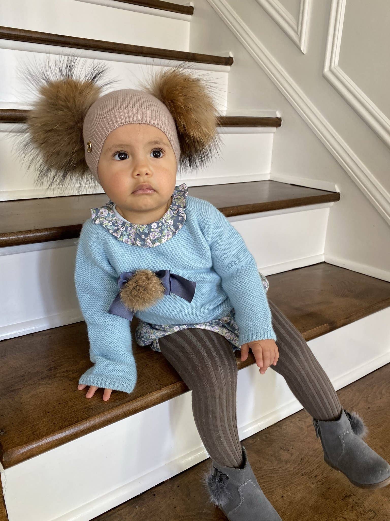 Petite Maison Kids - Sasha Angora Double Pom Beanie Hat: Natural Pom Petite Maison Kids