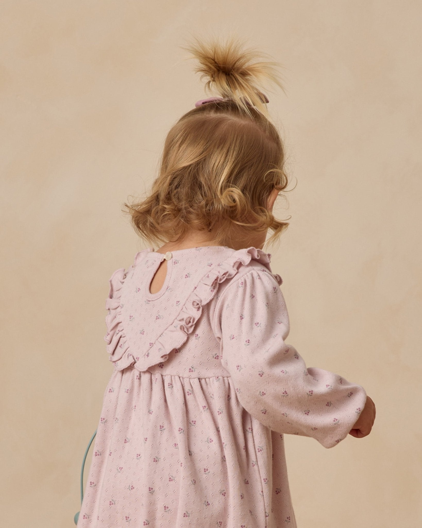 Quincy Mae Long Sleeve Ruffle V Dress || Lilac Ditsy Quincy Mae