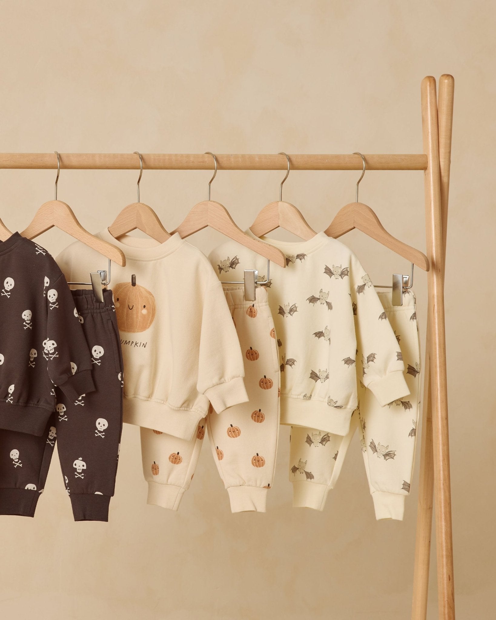 Quincy Mae Relaxed Fleece Sweatpant || Smiley Pumpkins Quincy Mae New