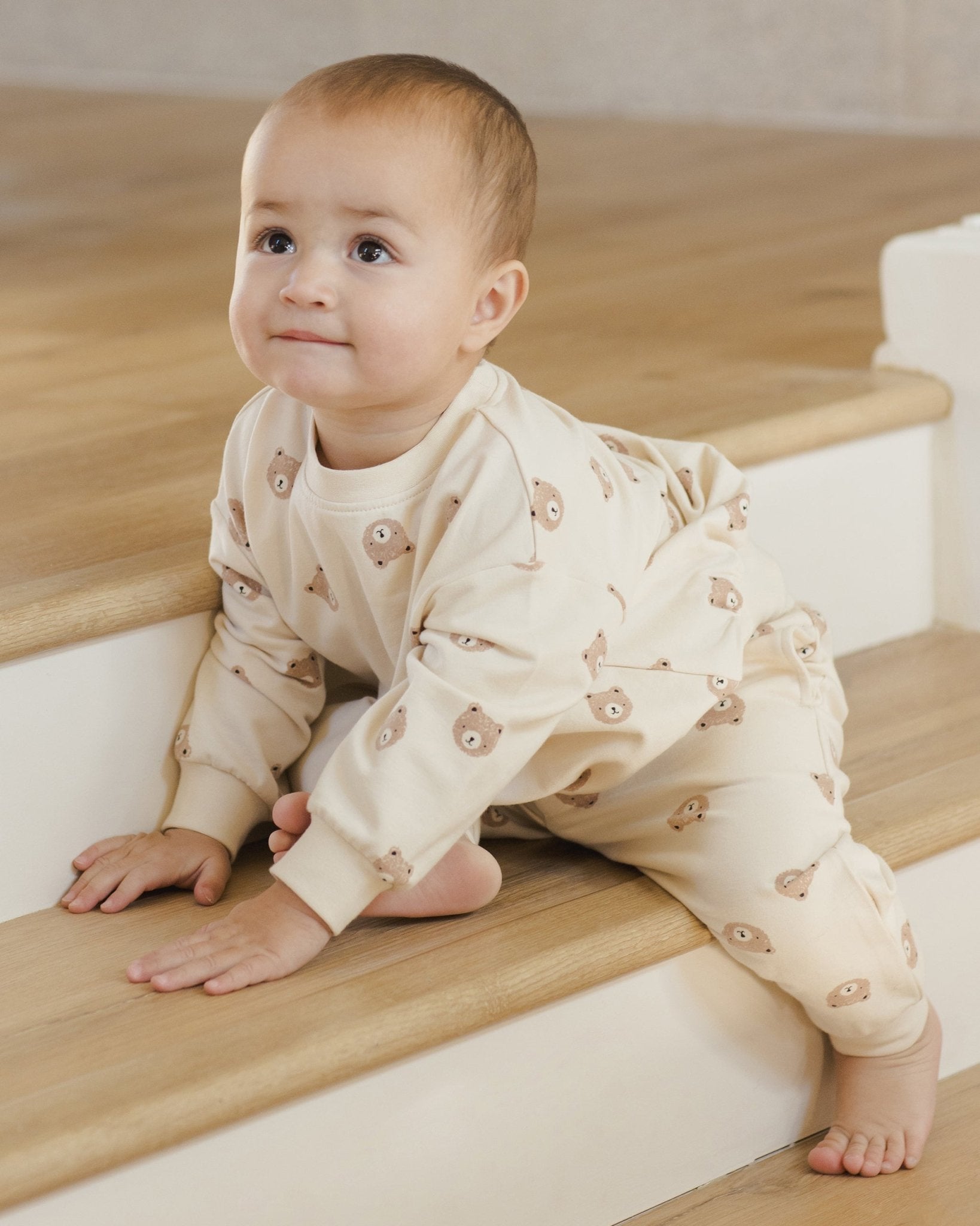 Quincy Mae Relaxed Sweatshirt || Brown Bear Quincy Mae