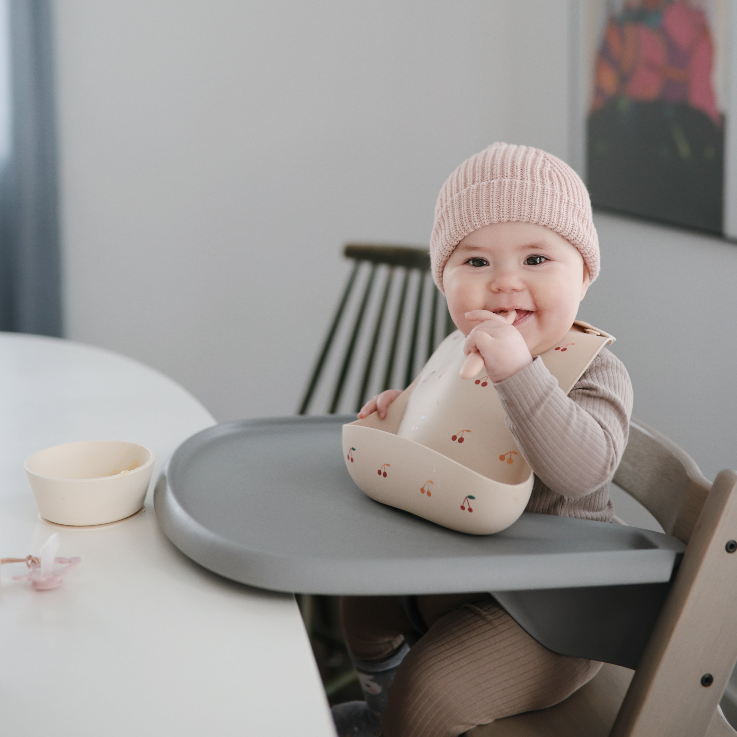 Silicone Baby Bib mushie