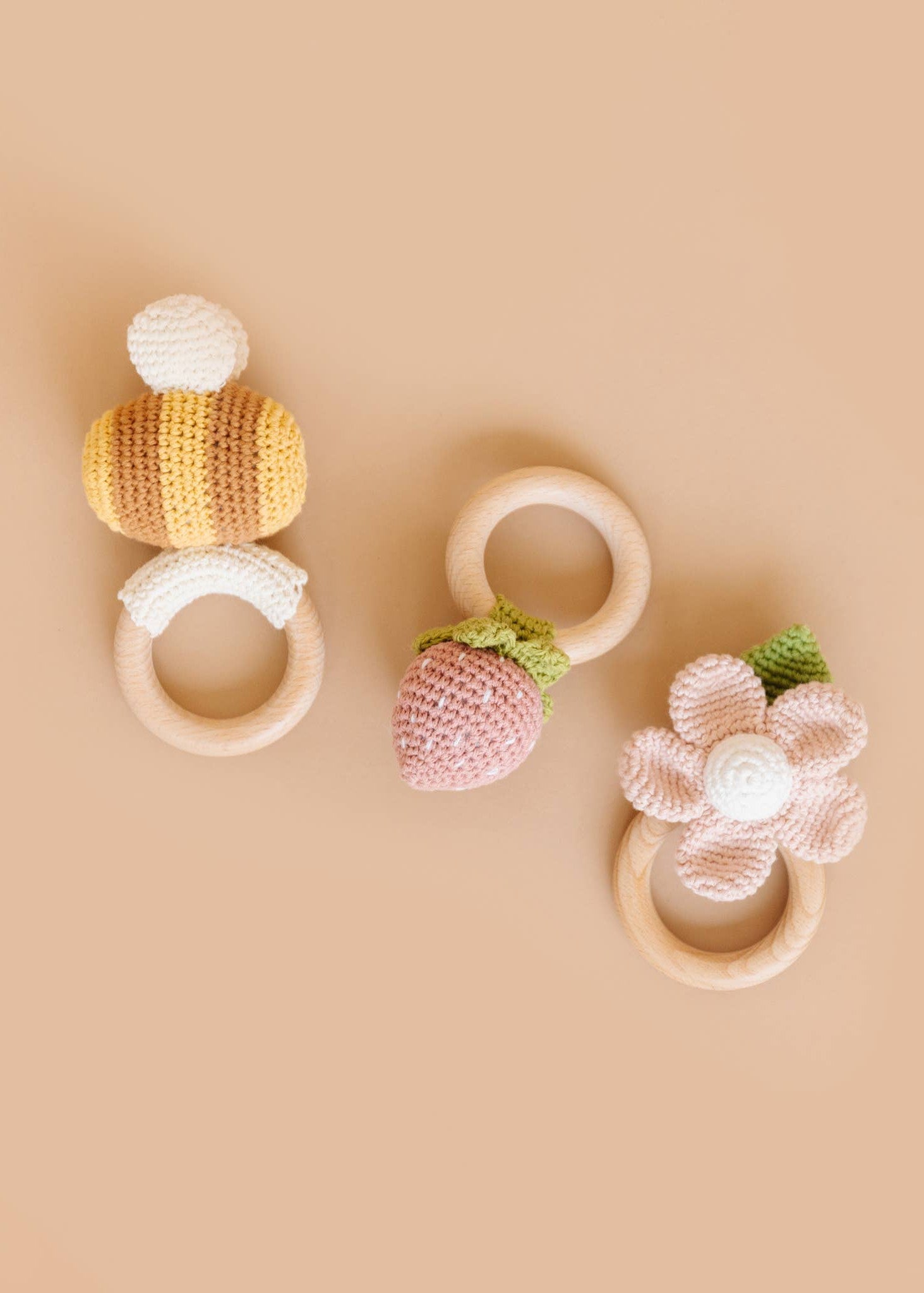 The Blueberry Hill - Cotton Crochet Rattle Teether Flower Baby Toy Spring Summer The Blueberry Hill