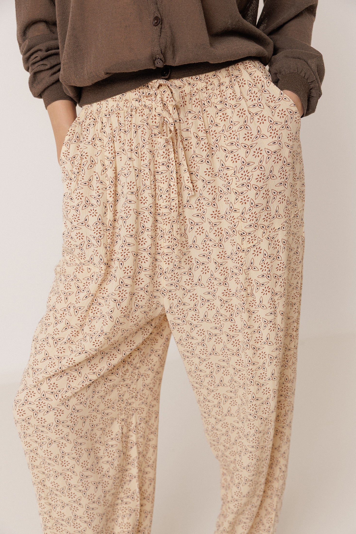 Indi & Cold PANTALÓN ESTAMPADO FLUIDO