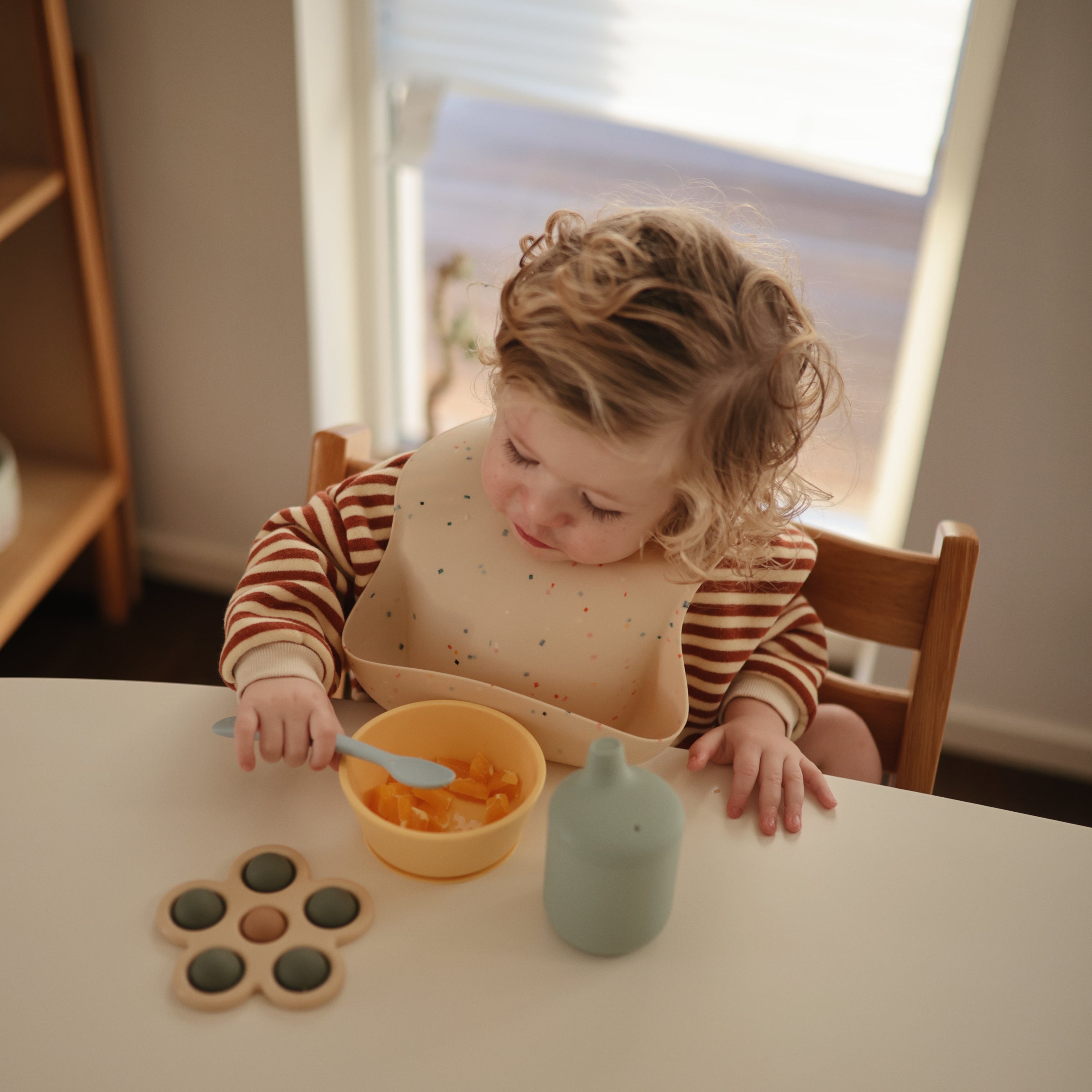 Silicone Baby Bib mushie