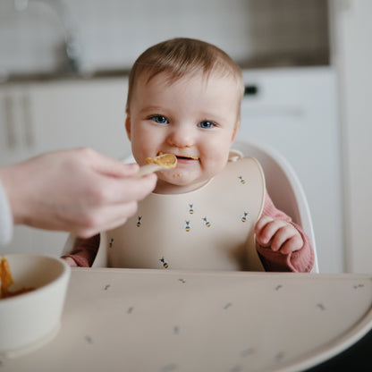 Silicone Baby Bib mushie - enjoykidsus