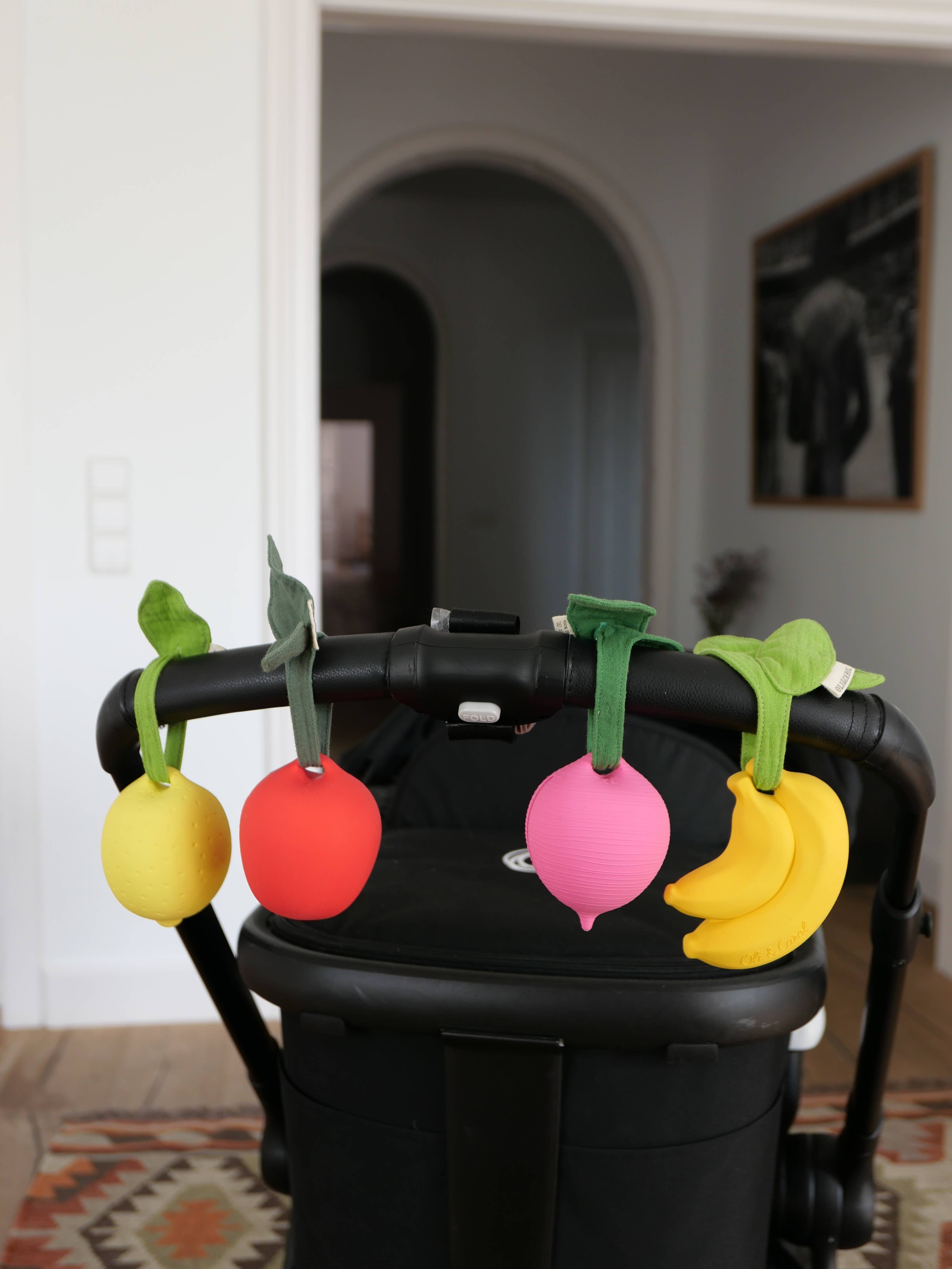 Oli &amp; Carol - Pepa the Apple Pacifier Case