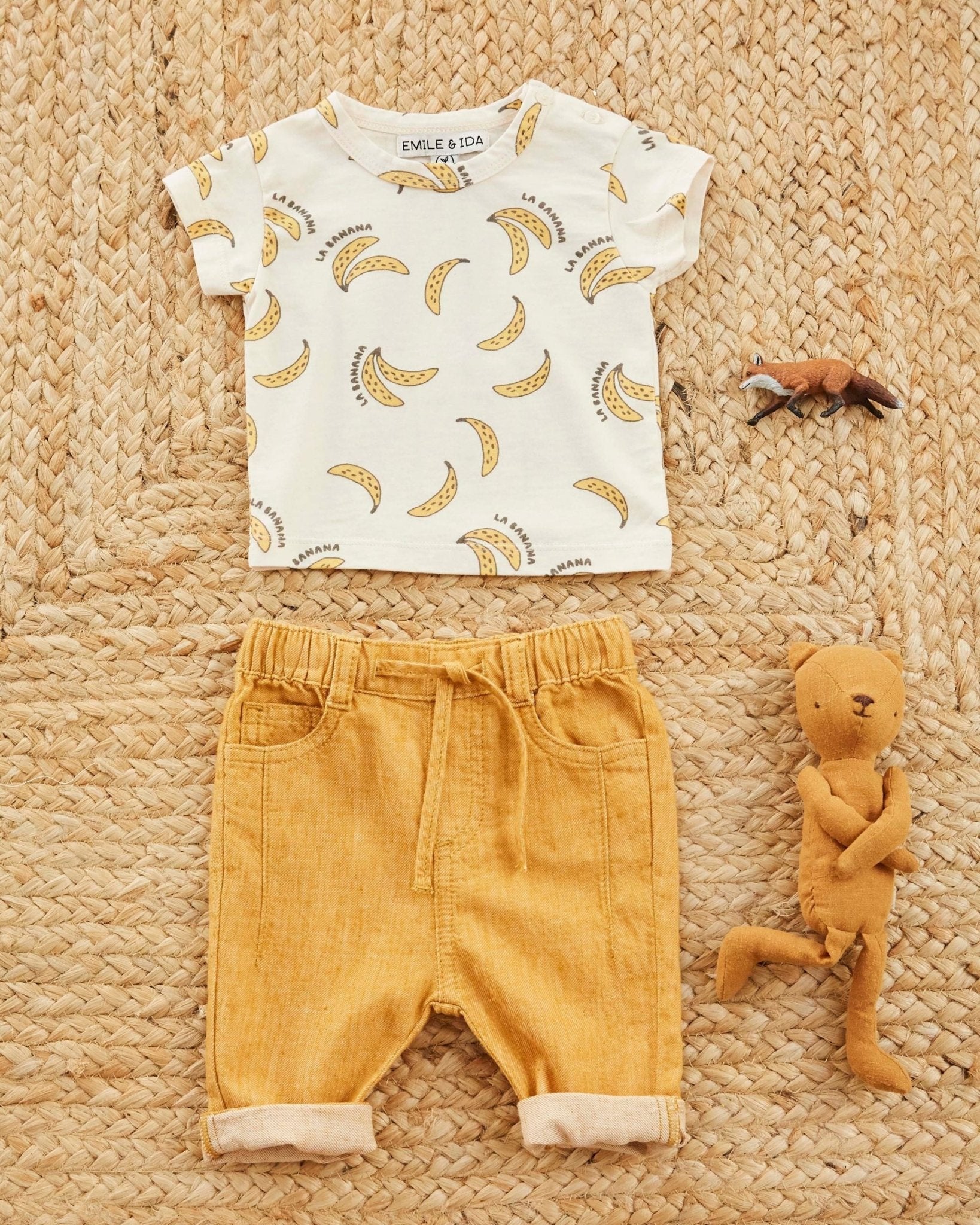 Emile et Ida Banana Print Cream T-Shirt – Organic Cotton Kids Tee Emile et ida