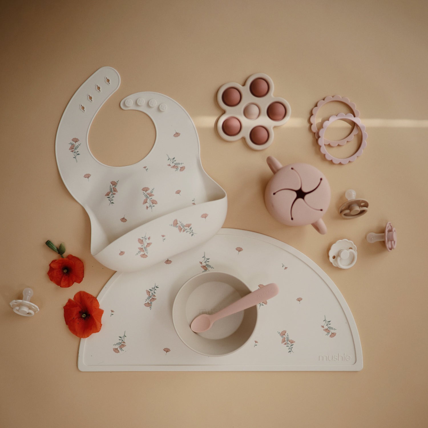 Silicone Baby Bib mushie
