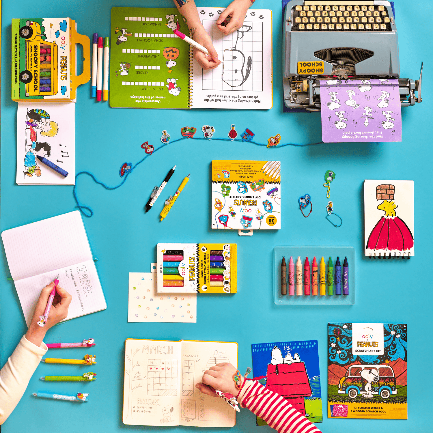 OOLY x Peanuts Activity Travel Kit &amp; Double - Ended Markers OOLY