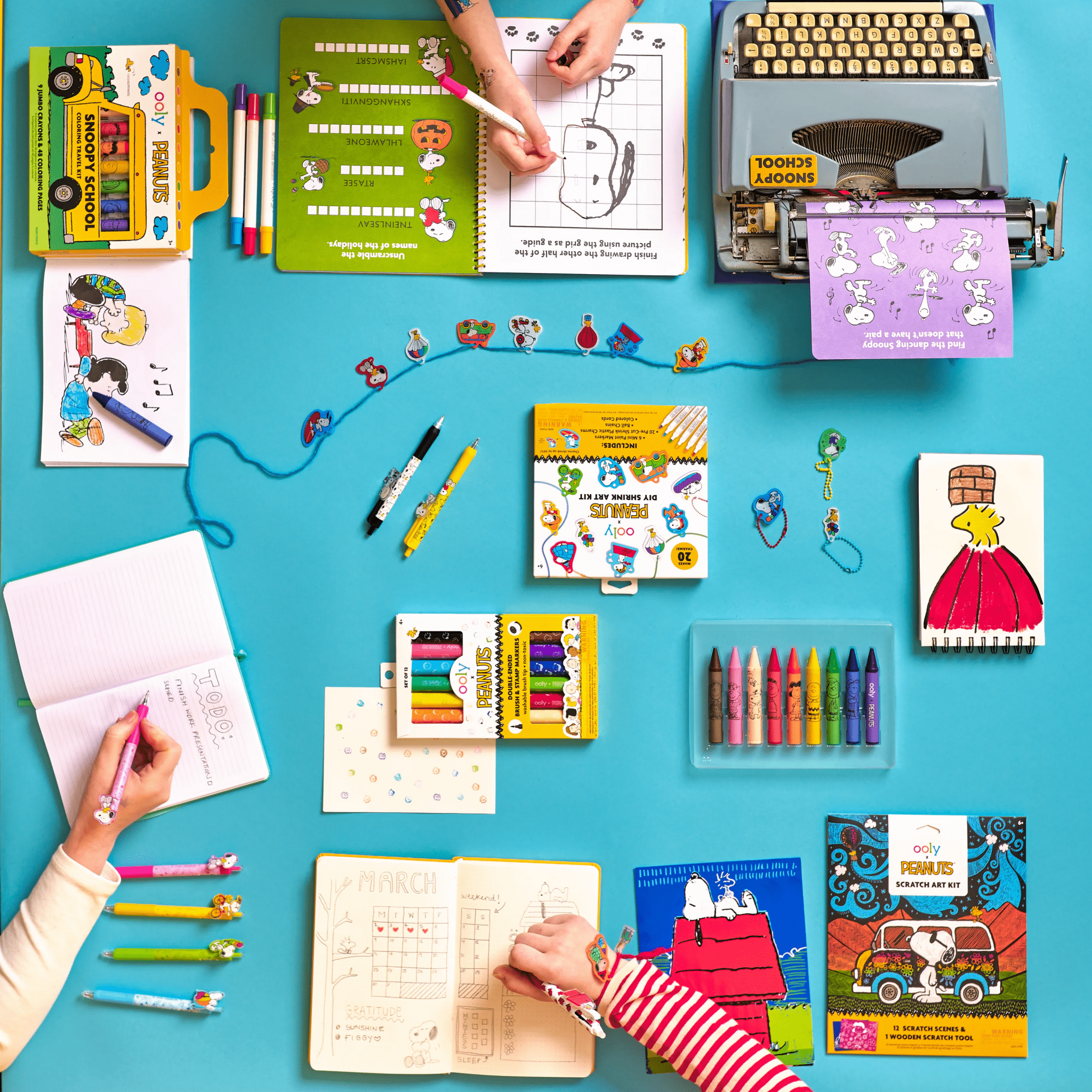 OOLY x Peanuts Activity Travel Kit &amp; Double - Ended Markers OOLY