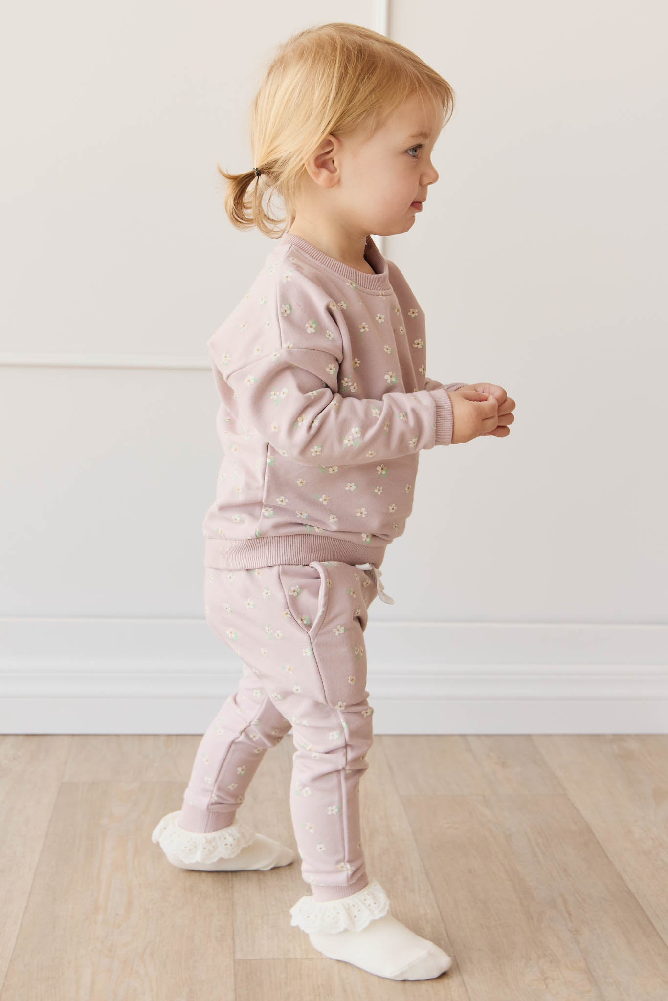 Organic Cotton Damien Sweatshirt - Simple Flowers Lilac Jamie Kay