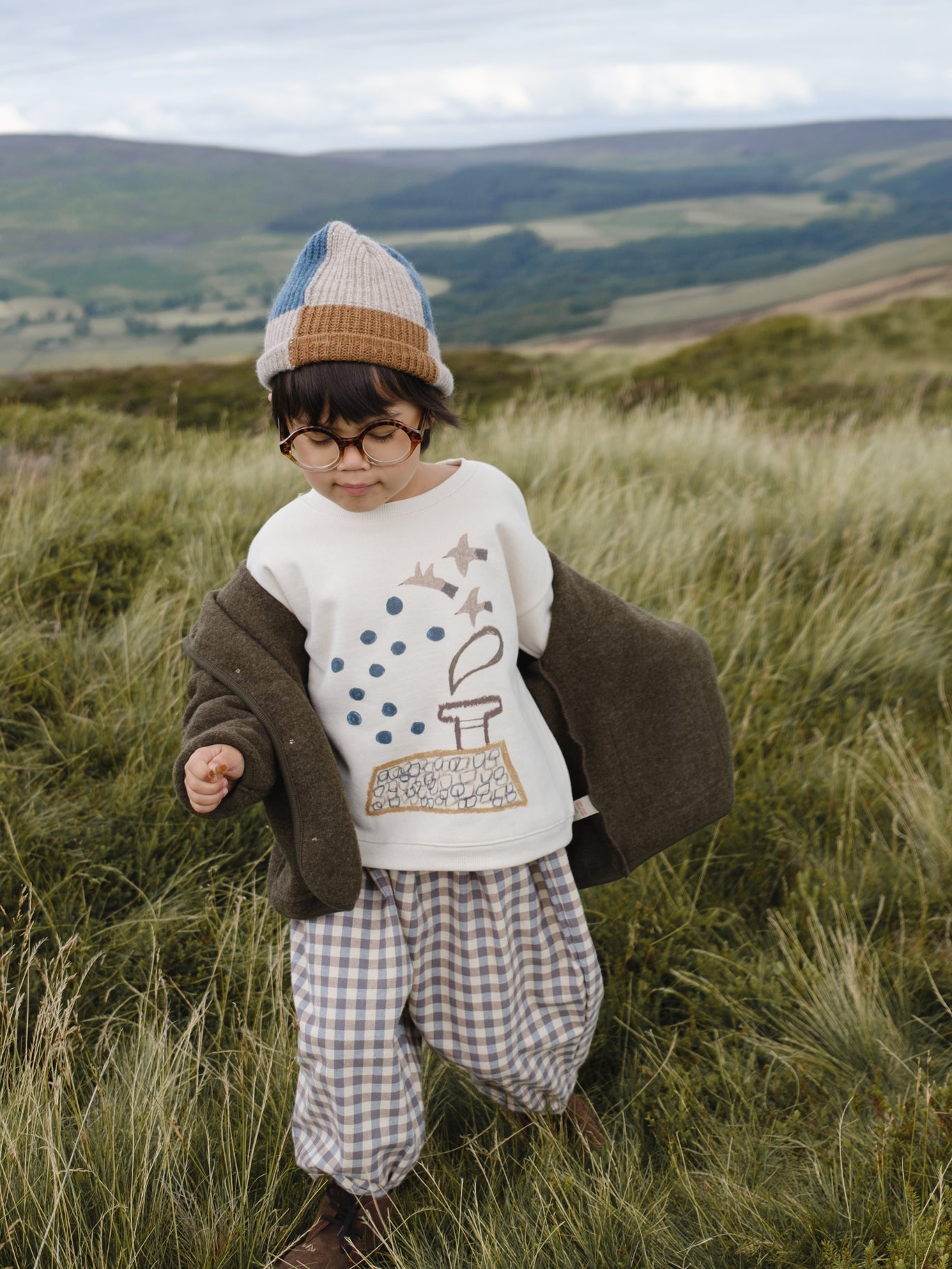Organic Zoo Rooftop Gathering Sweatshirt Undyed Organic Zoo