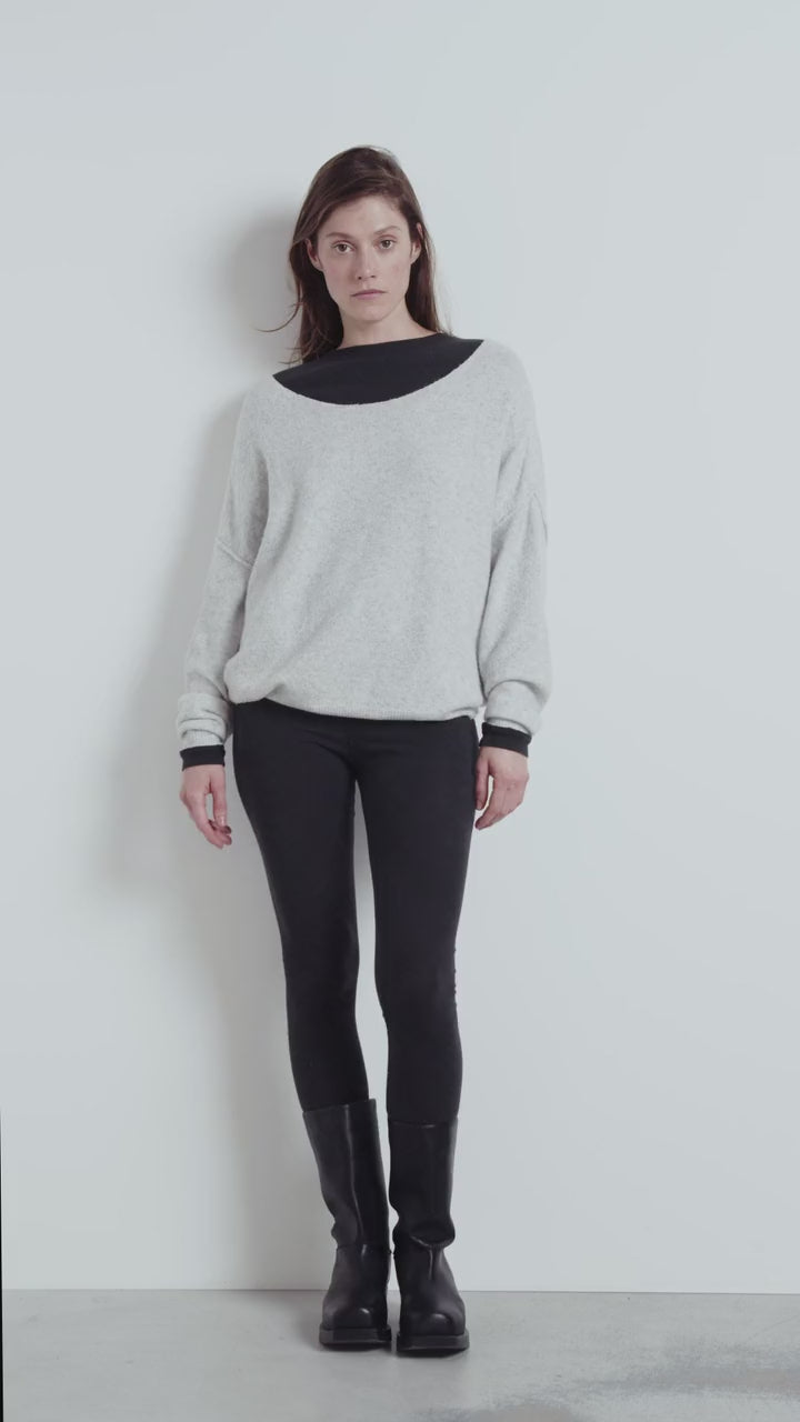 American Vintage Women’s Jumper Damsville – Heather Grey Fuzzy Knit Pullover
