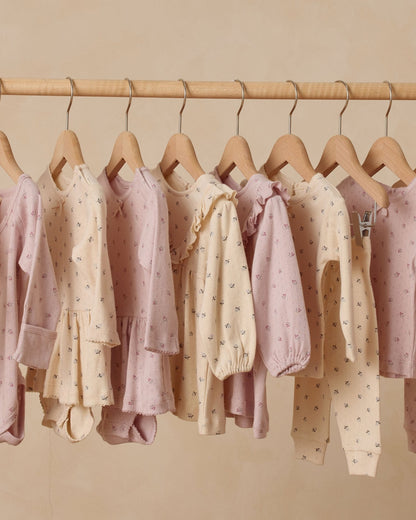Quincy Mae Long Sleeve Ruffle V Dress || Lilac Ditsy Quincy Mae