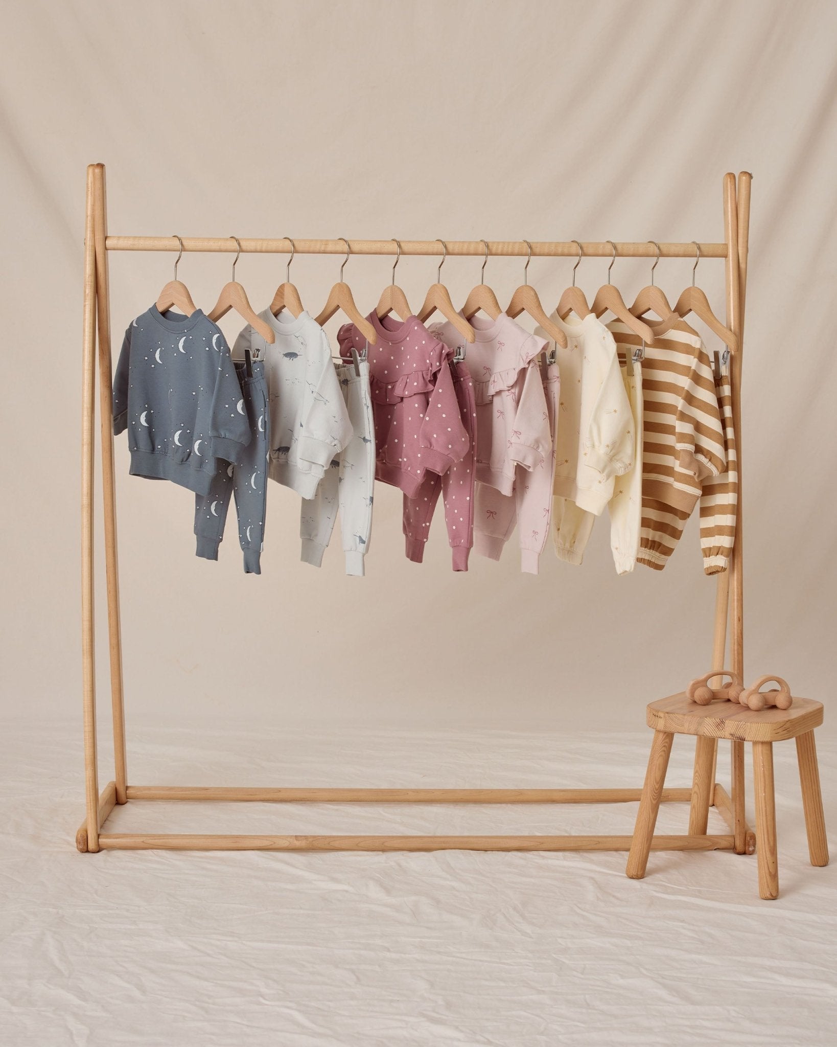 Quincy Mae Relaxed Fleece Sweatpant || Bows Quincy Mae