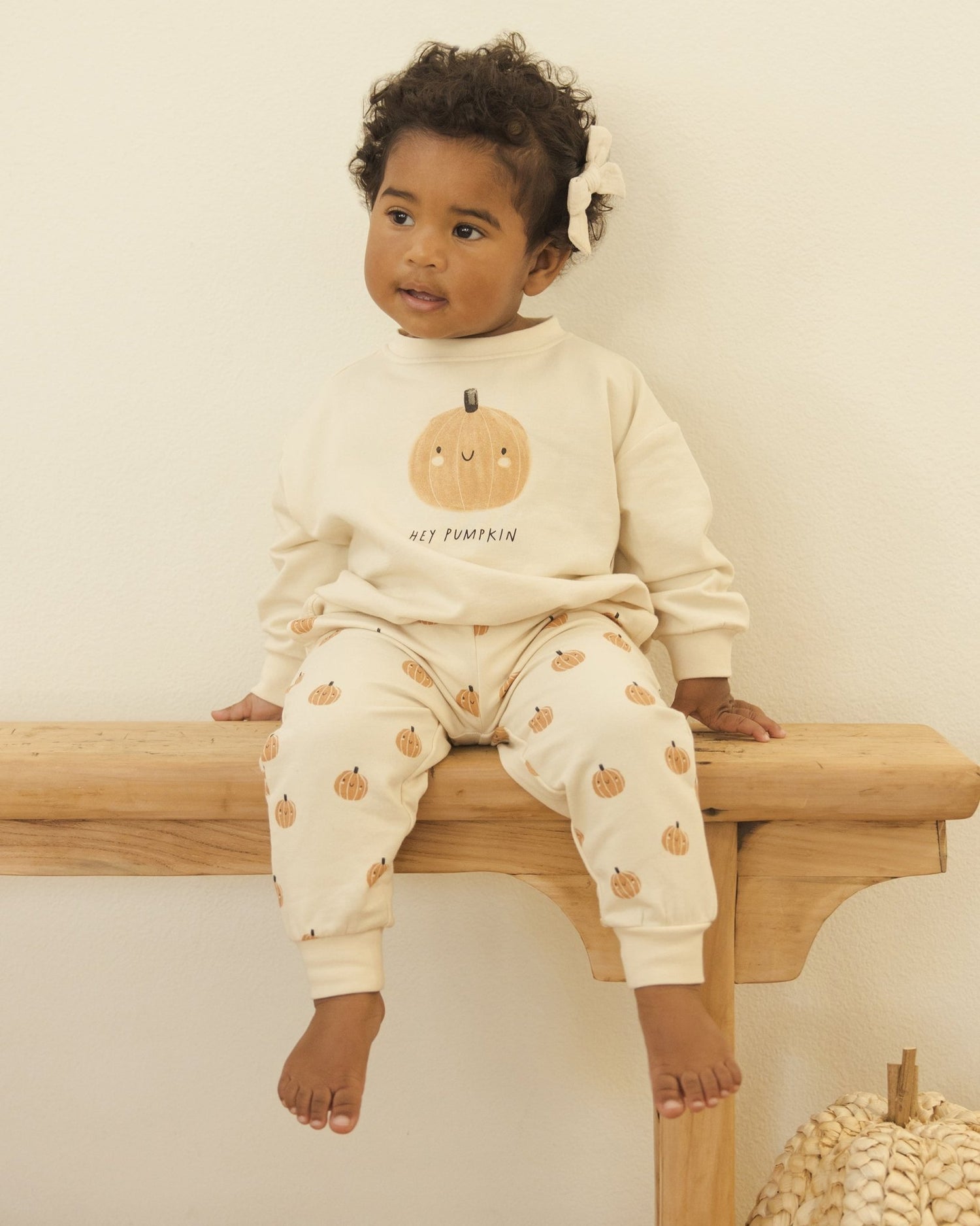 Quincy Mae Relaxed Fleece Sweatpant || Smiley Pumpkins Quincy Mae New