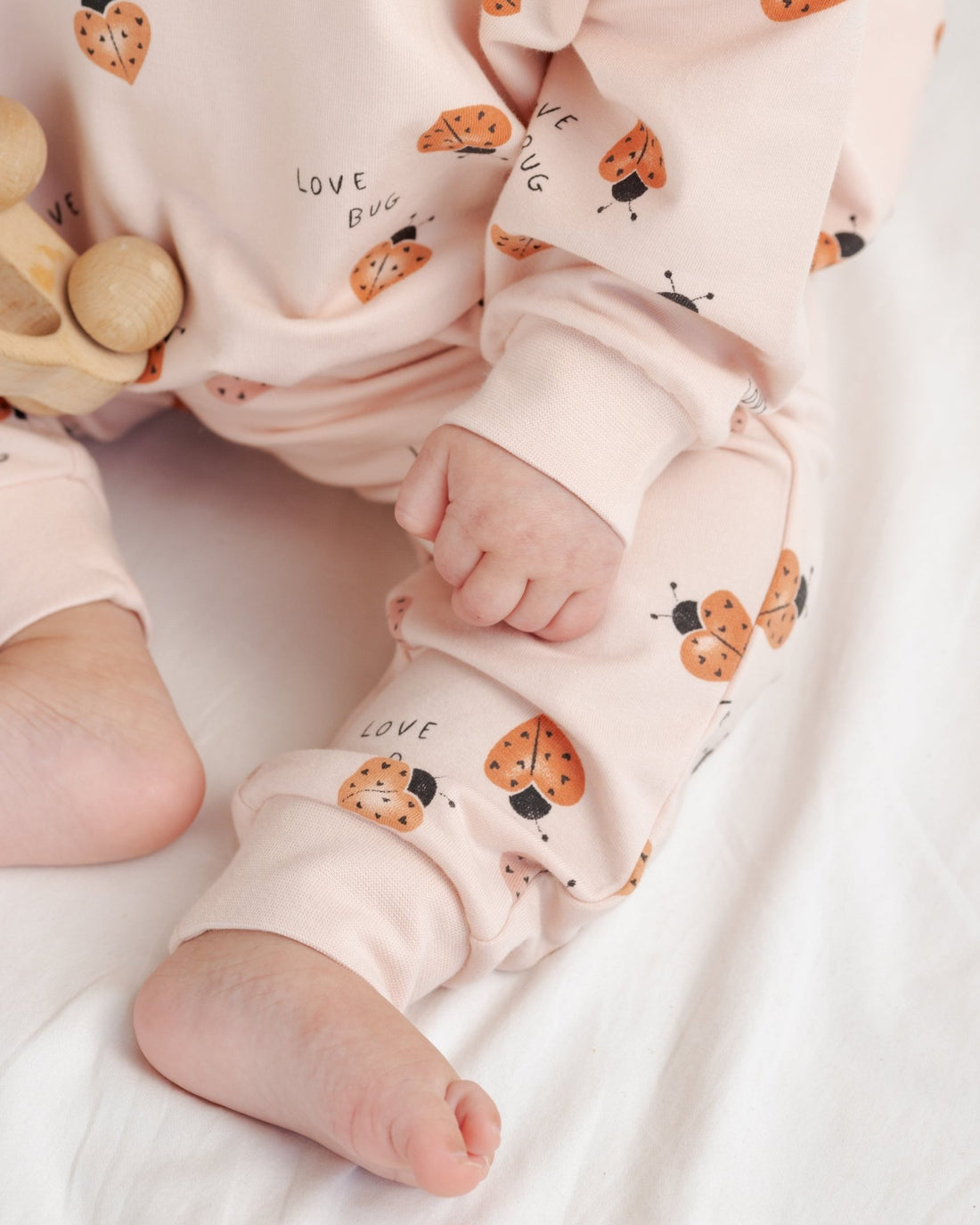 Quincy Mae Relaxed Sweatpant Love Bug Quincy Mae