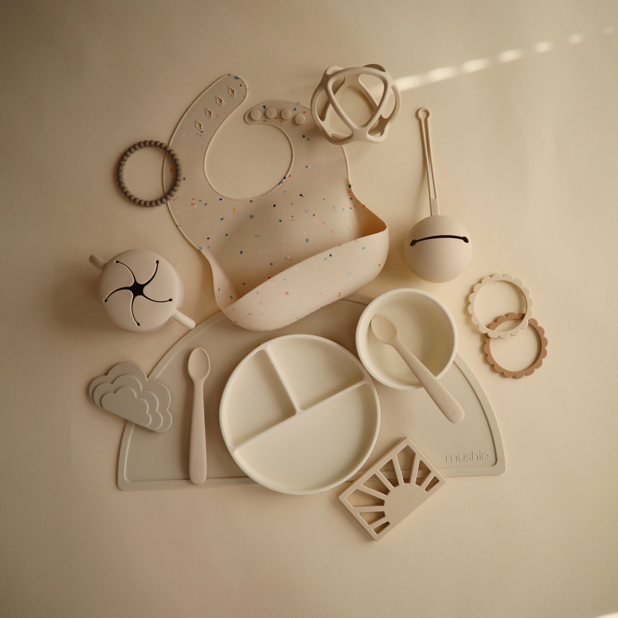 Silicone Placemat - Shifting Sand Mushie