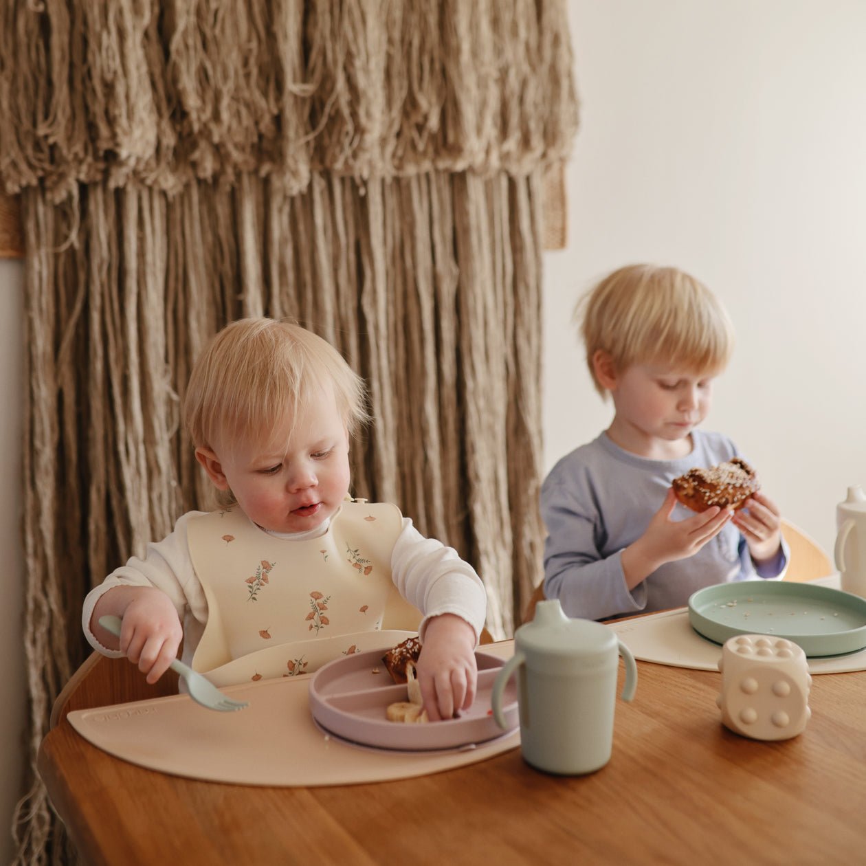 Silicone Placemat - Shifting Sand Mushie