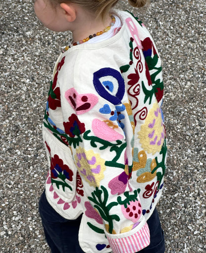 Sissel Edelbo Maggie Mini Jacket – White Rose Suzani Embroidered Jacket Sissel - edelbo