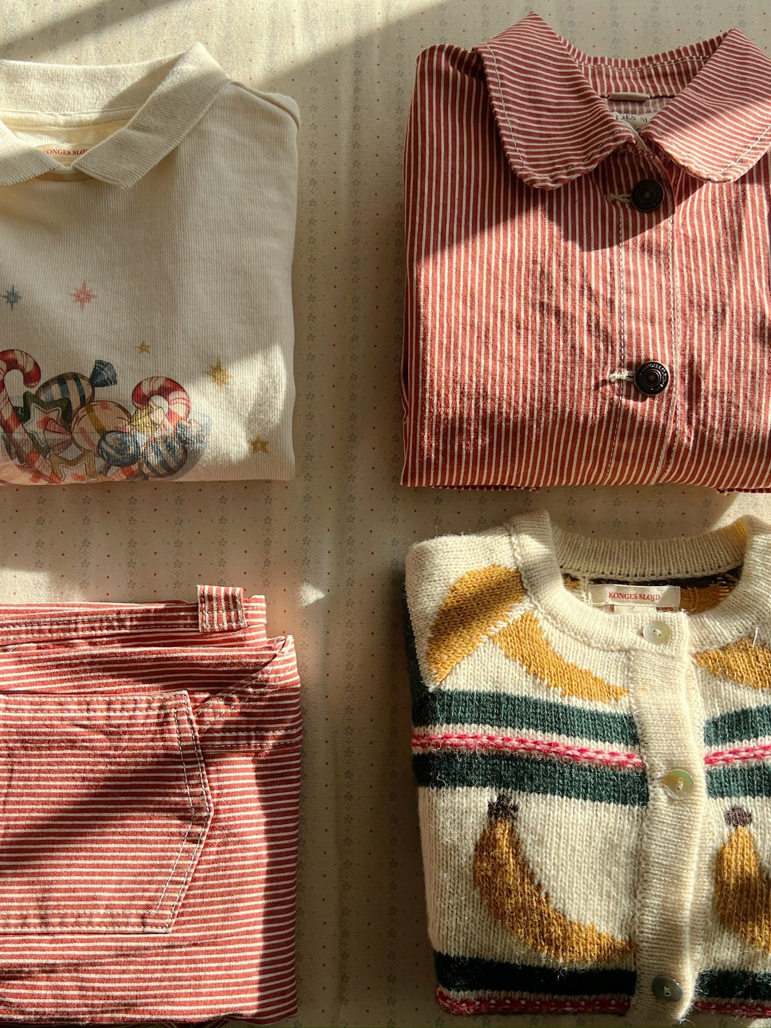 SPOTTY POLO - antique white Konges Sløjd New Collection